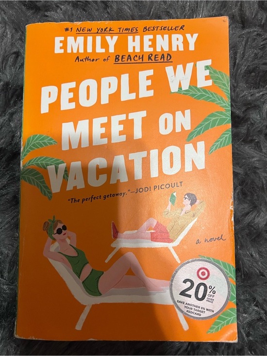 Original Penguin Other - Original Penguin Orange Paperback Back Cover with Green Leaf Illustration